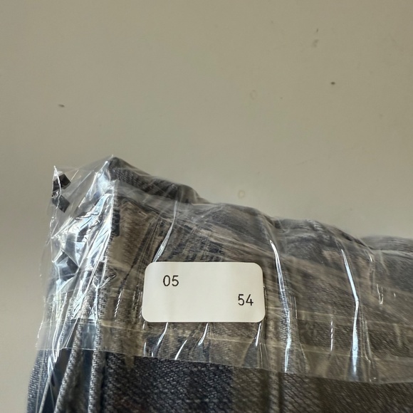 Lucky Brand 410 Athletic Straight Leg Charcoal Black Denim Jeans Mens 42 x 32 - Picture 12 of 12